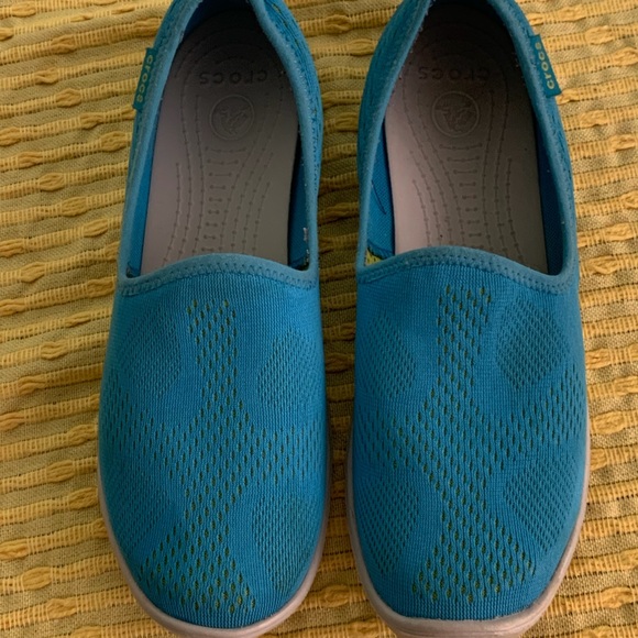 Crocs women’s slip-on size 9 - Picture 3 of 7